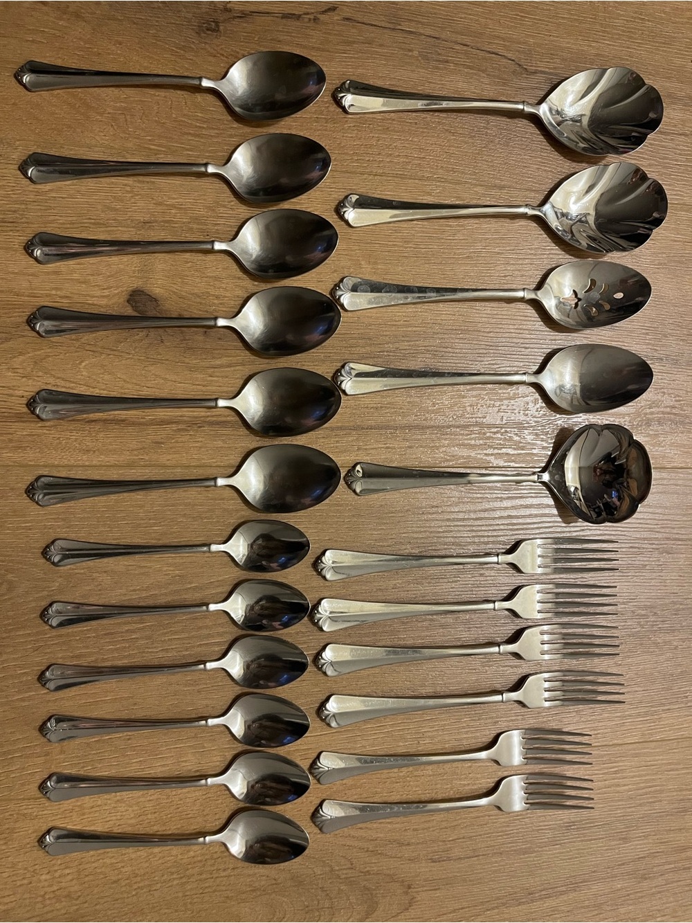 Oneida Julliard Stainless Steel Silver Flatware and Serving Set 23 Pieces